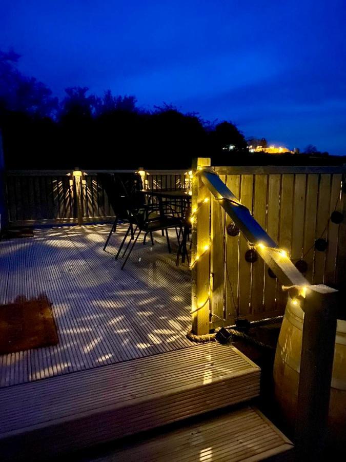 Snowdon Bay - North Wales - Stunning Llyn Peninsula Mountain & Ocean Views - Wilde Retreats Villa Pwllheli Exterior photo